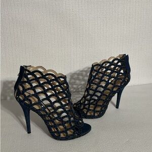 Sigisoho open toe ,high heels shoes, size 7.5